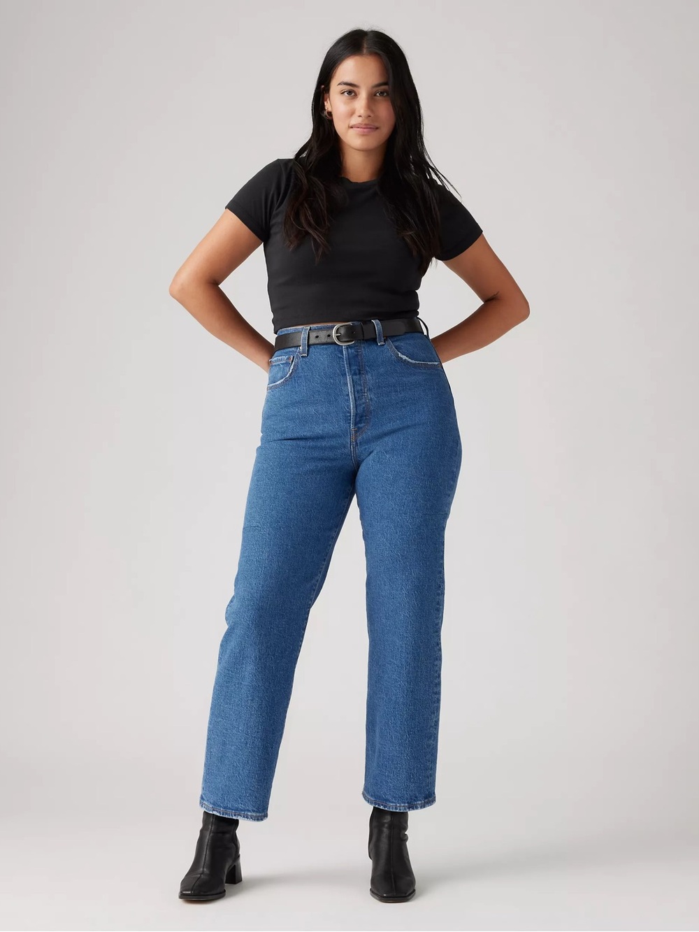 Levi’s Premium Ribcage Straight Ankle Jeans